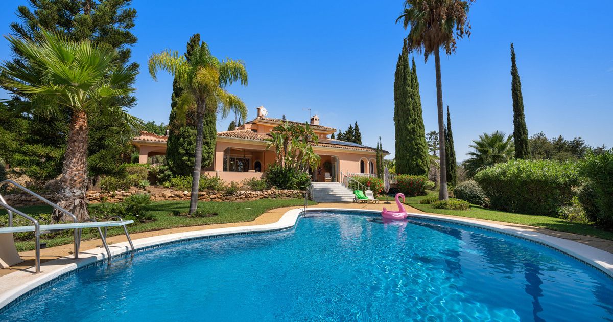 Отдельно стоящая вилла в Elviria, Elviria, 3/12