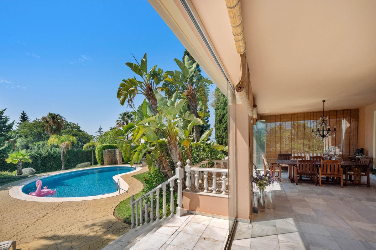 Отдельно стоящая вилла в Elviria, Elviria, 5/12