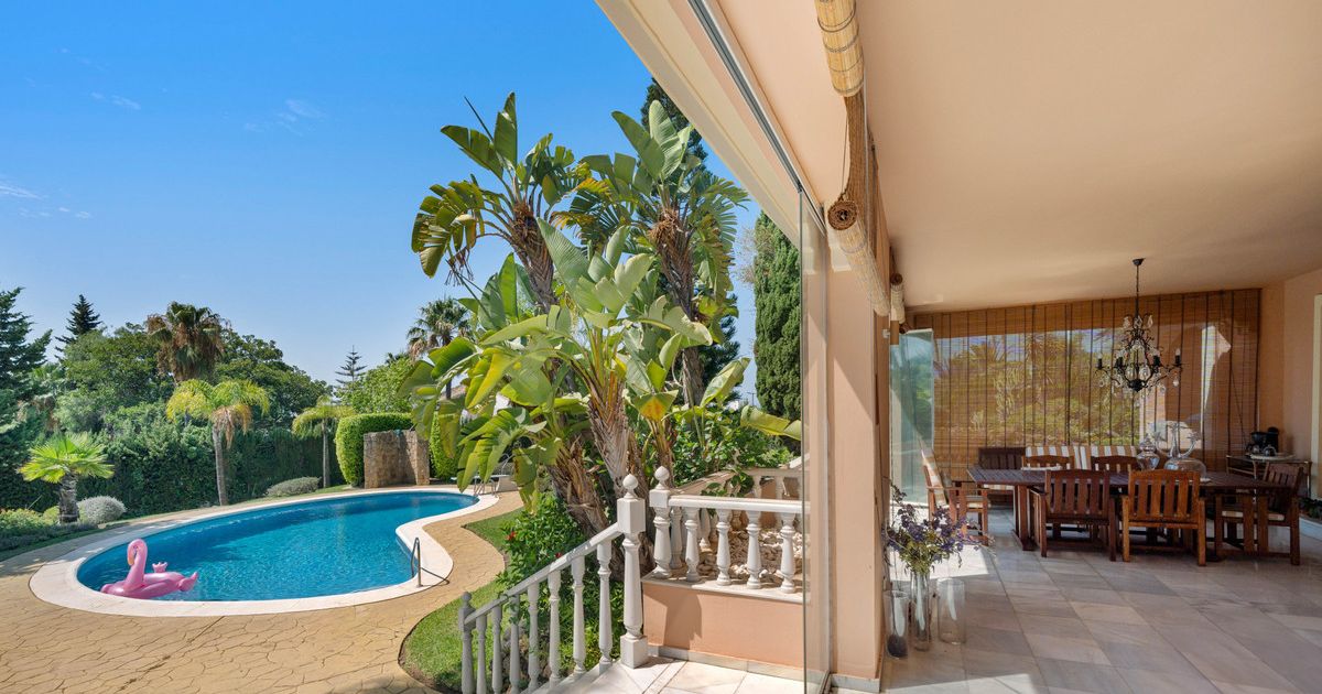 Отдельно стоящая вилла в Elviria, Elviria, 5/12