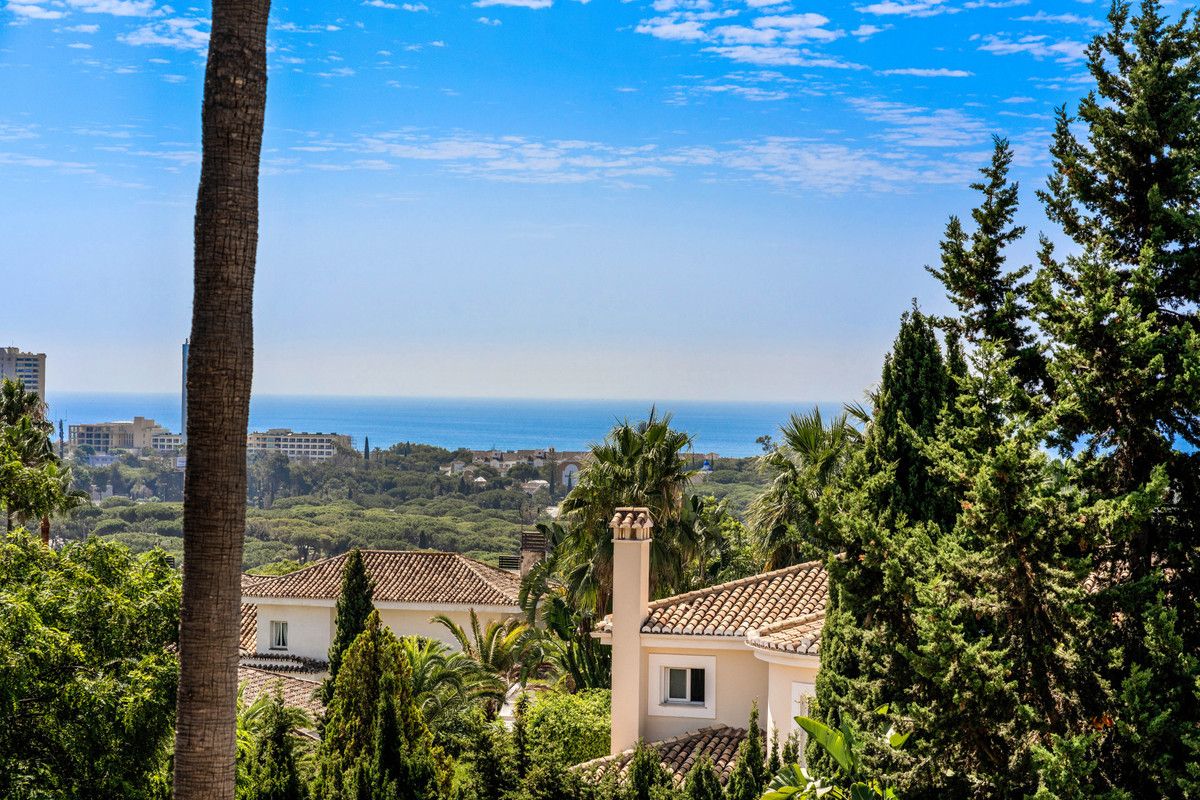 Отдельно стоящая вилла в Elviria, Elviria, 7/12