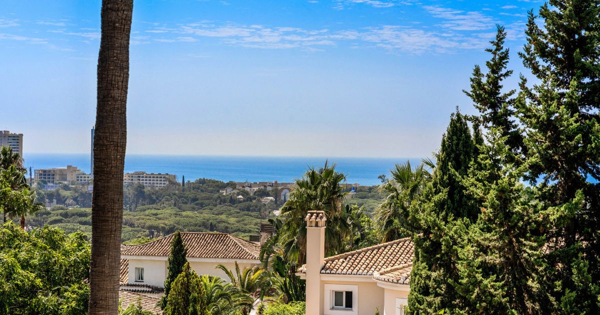 Отдельно стоящая вилла в Elviria, Elviria, 7/12