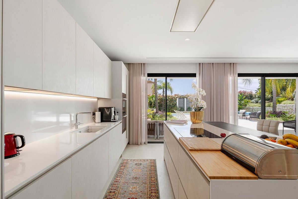 Villa individuelle à Nueva Andalucía, Nueva Andalucía, 3/12