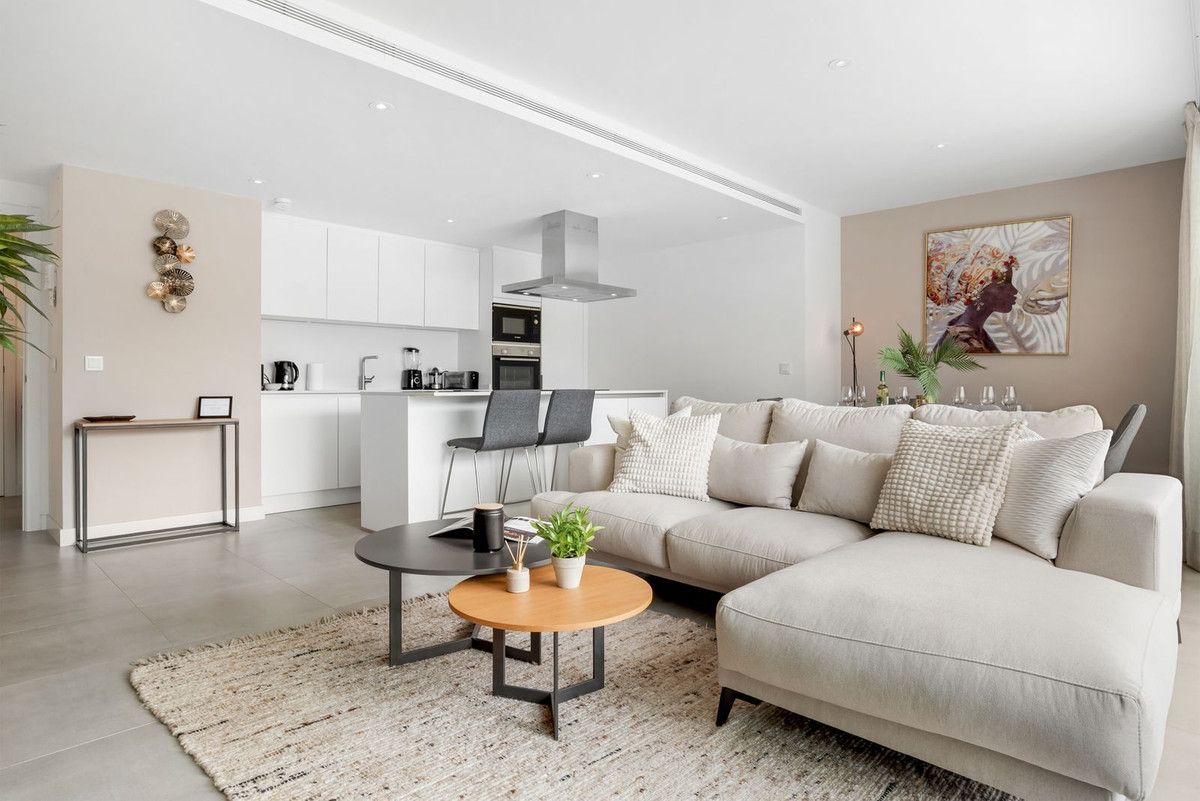 Middle Floor Apartment in Selwo, Selwo, 11/12
