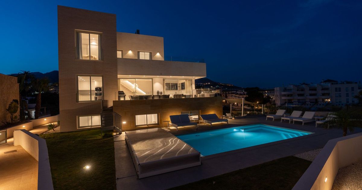 Detached Villa in Higueron, Higueron, 2/12