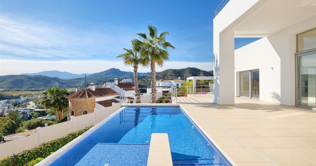 Villa in Benahavis, Puerto del Capitan, Benahavis, 1/12
