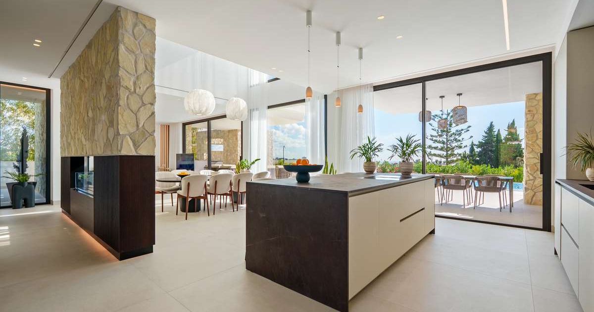 Villa in Benahavis, Benahavis, 3/12
