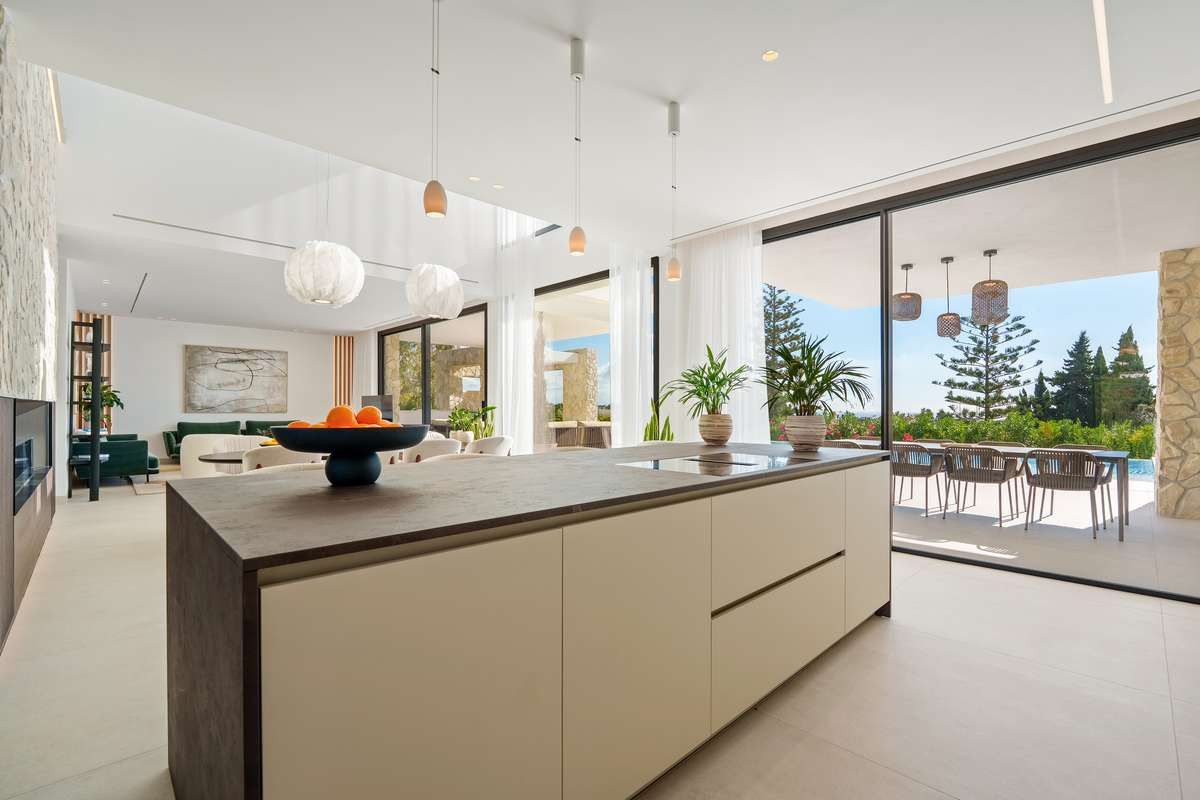 Villa in Benahavis, Benahavis, 4/12