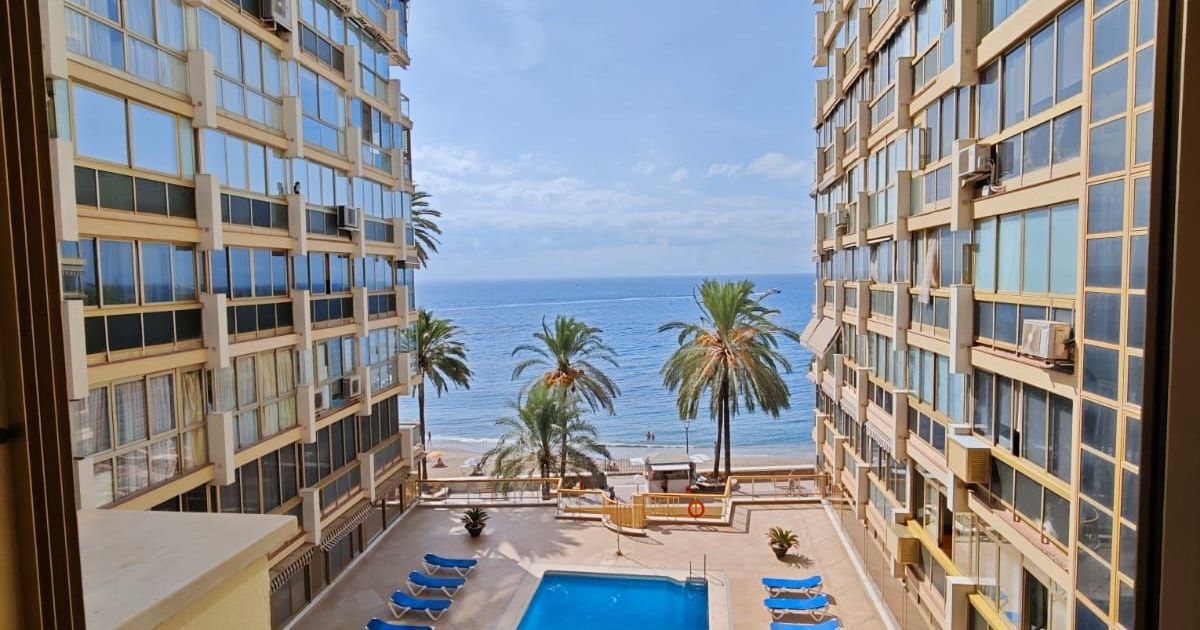 Lägenhet på mellanplan i Marbella, Marbella, 2/12