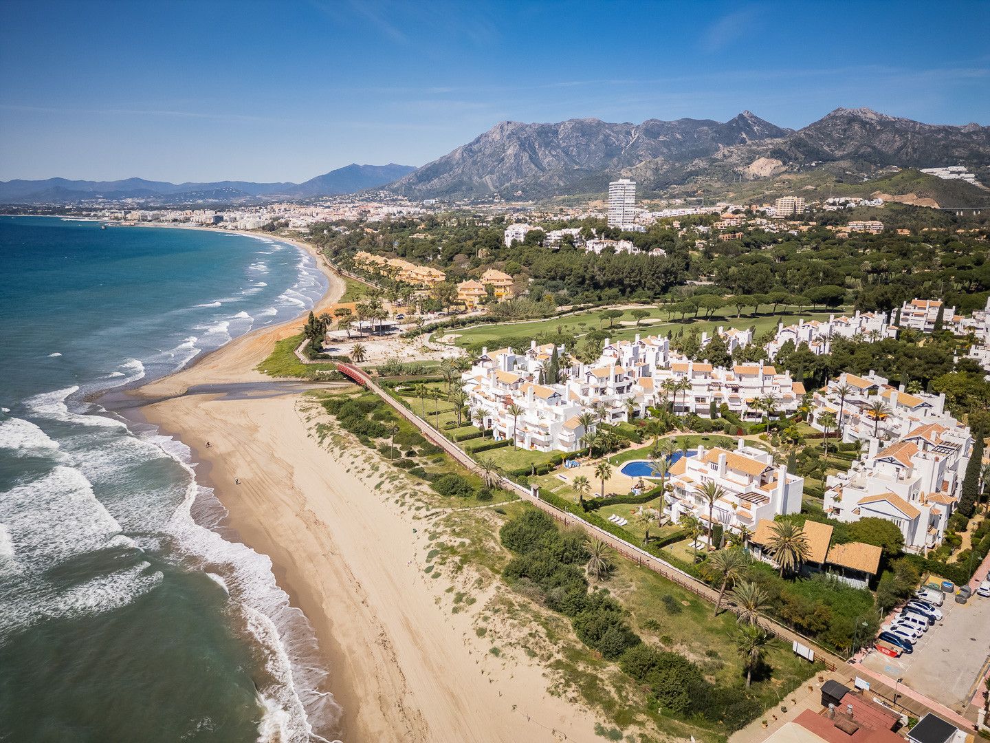 Апартаменты в Marbella East, Los Monteros Palm Beach, Marbella East, 6/12