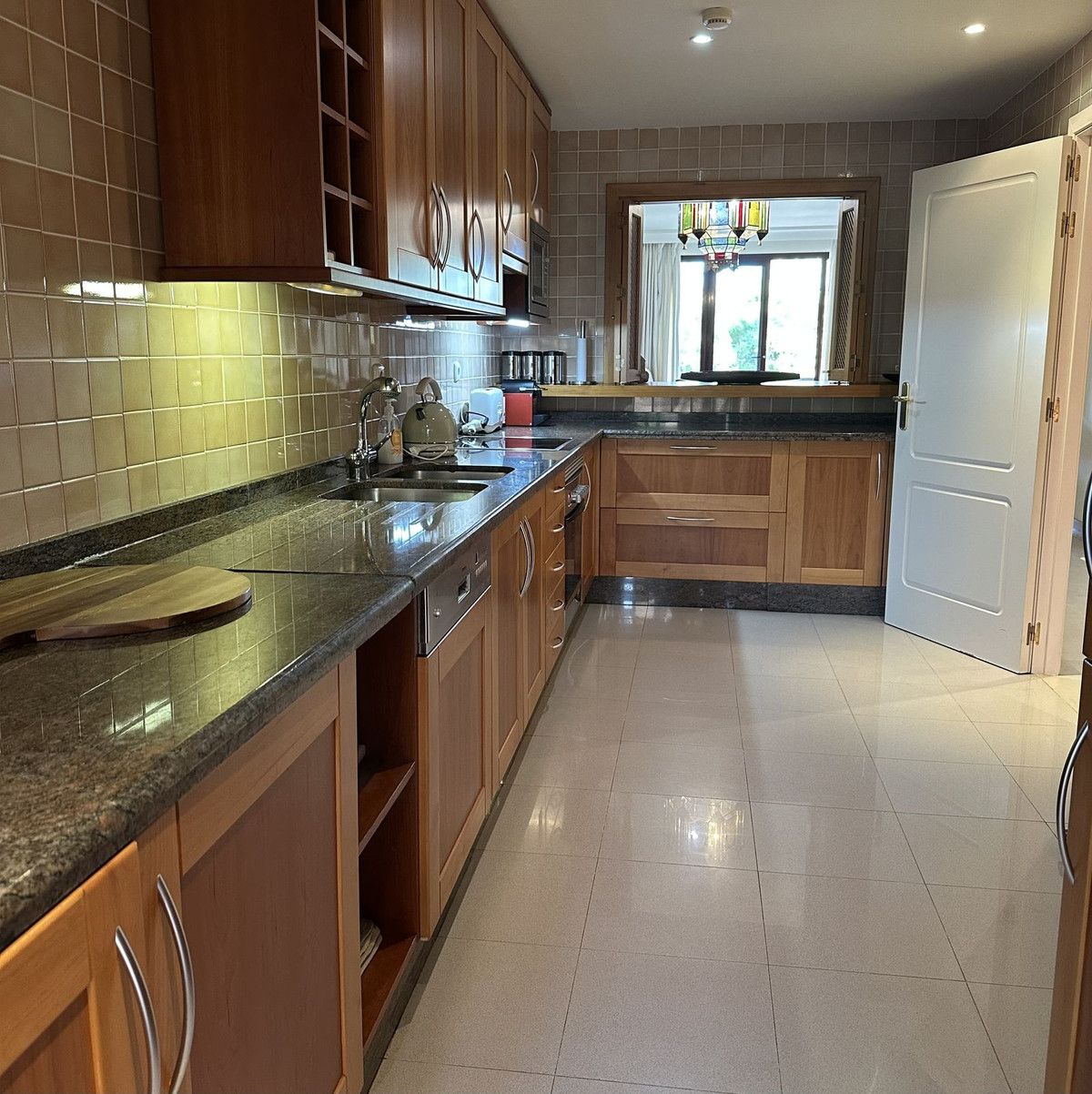 Apartament na środkowym piętrze w San Pedro de Alcántara, San Pedro de Alcántara, 9/12