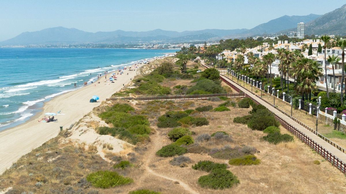 Townhouse in Bahía de Marbella, Bahía de Marbella, 3/12