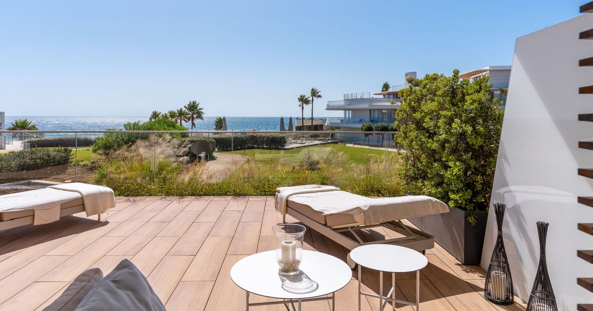 Квартира на первом этаже в Estepona, Estepona, 1/12