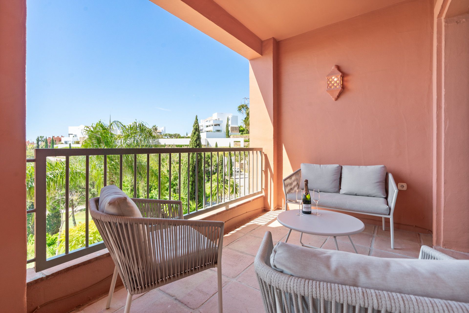 Apartamento en Benahavis, Los Flamingos, Benahavis, 8/12
