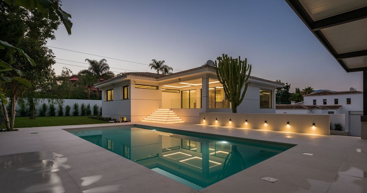 Vrijstaande Villa in Guadalmina Alta, Guadalmina Alta, 4/12