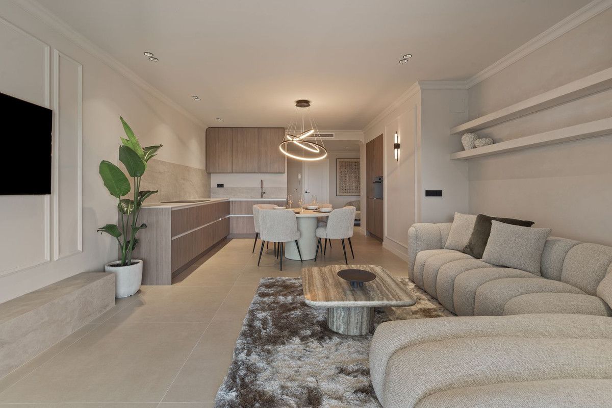 Appartement op de middelste verdieping in Benahavís, Benahavís, 4/12