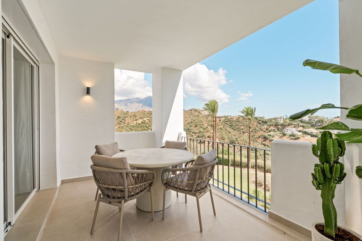 Appartement op de middelste verdieping in Benahavís, Benahavís, 8/12