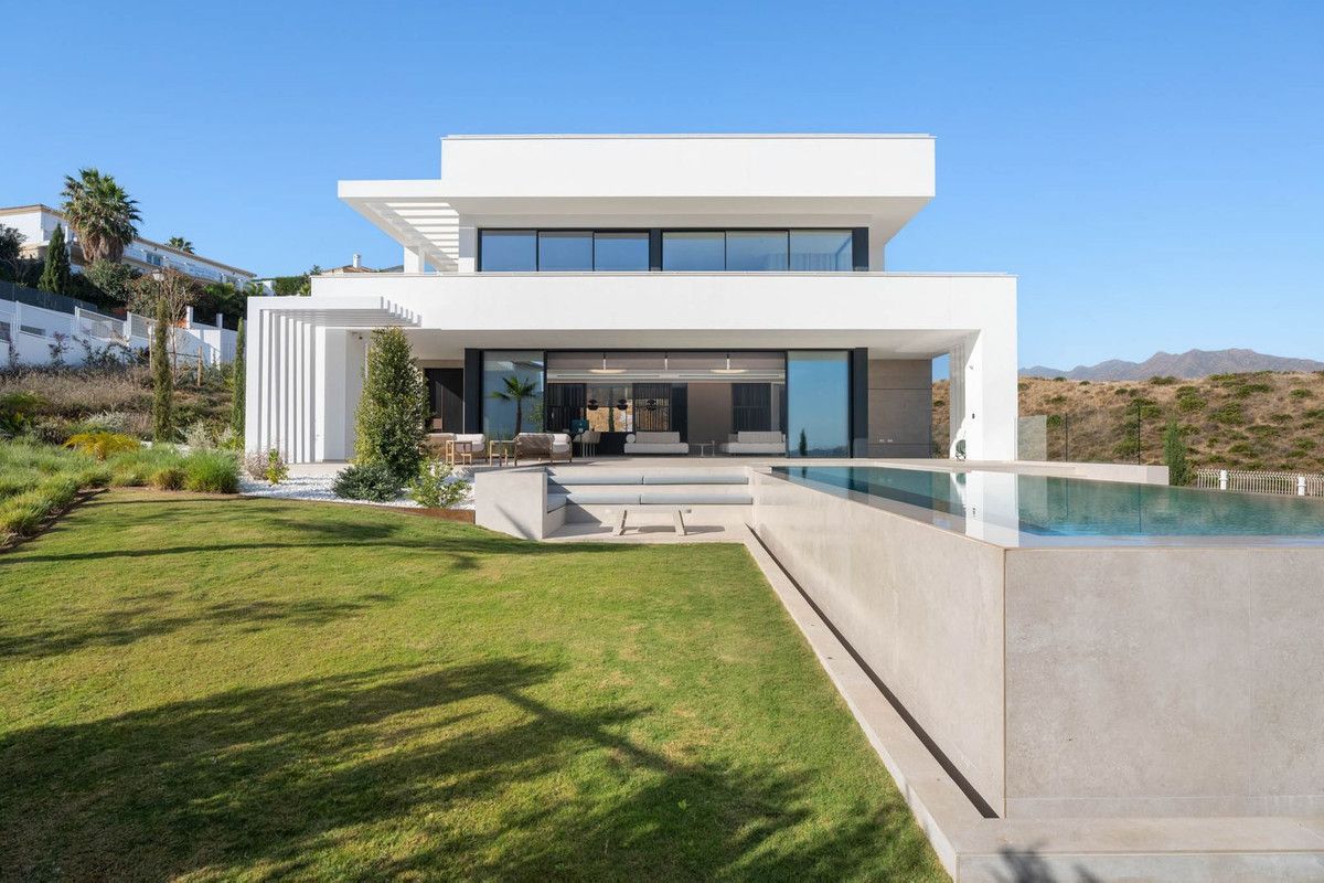 Freistehende Villa in La Cala Golf, La Cala Golf, 1/12