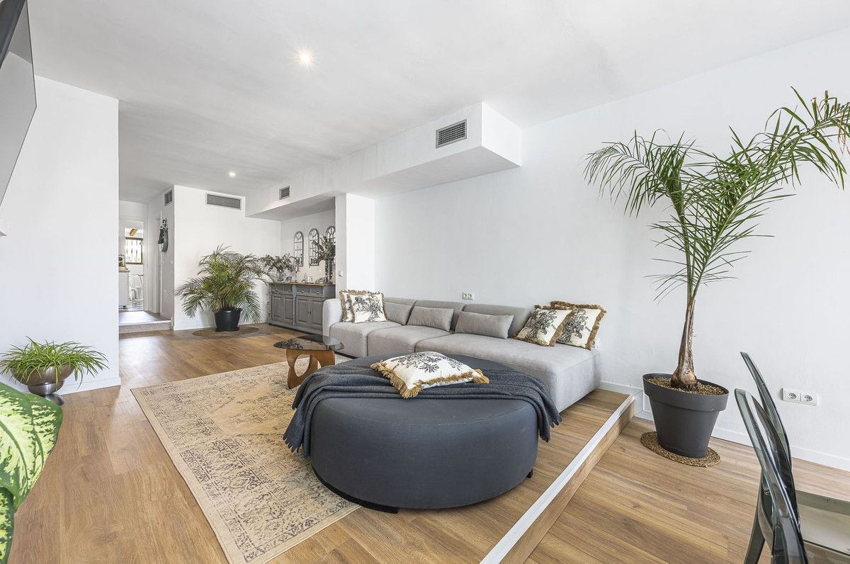 Townhouse in Bel Air, Bel Air, 4/12