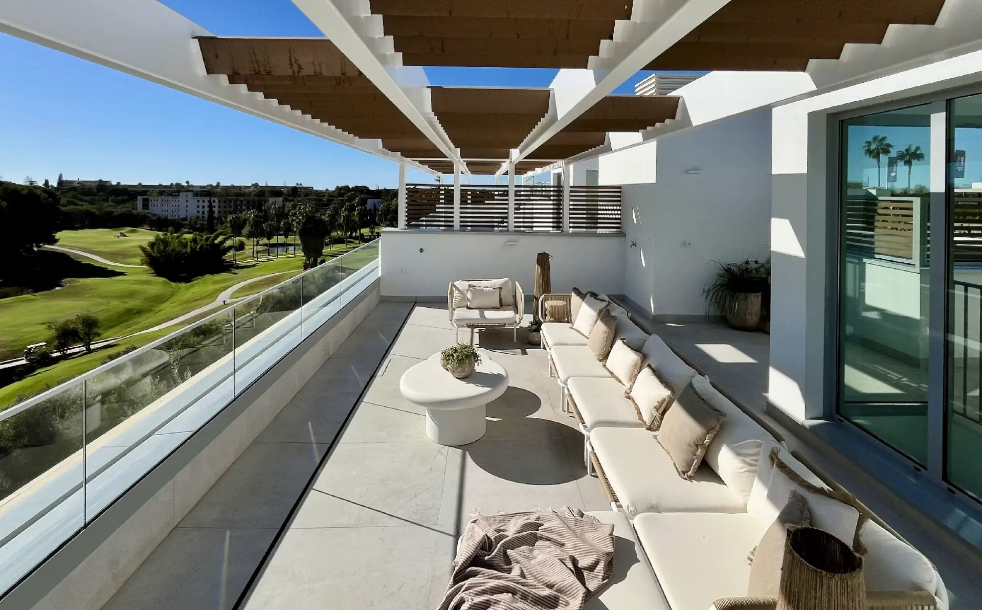 Appartement à Marbella East, Los Monteros, Marbella East, 5/9