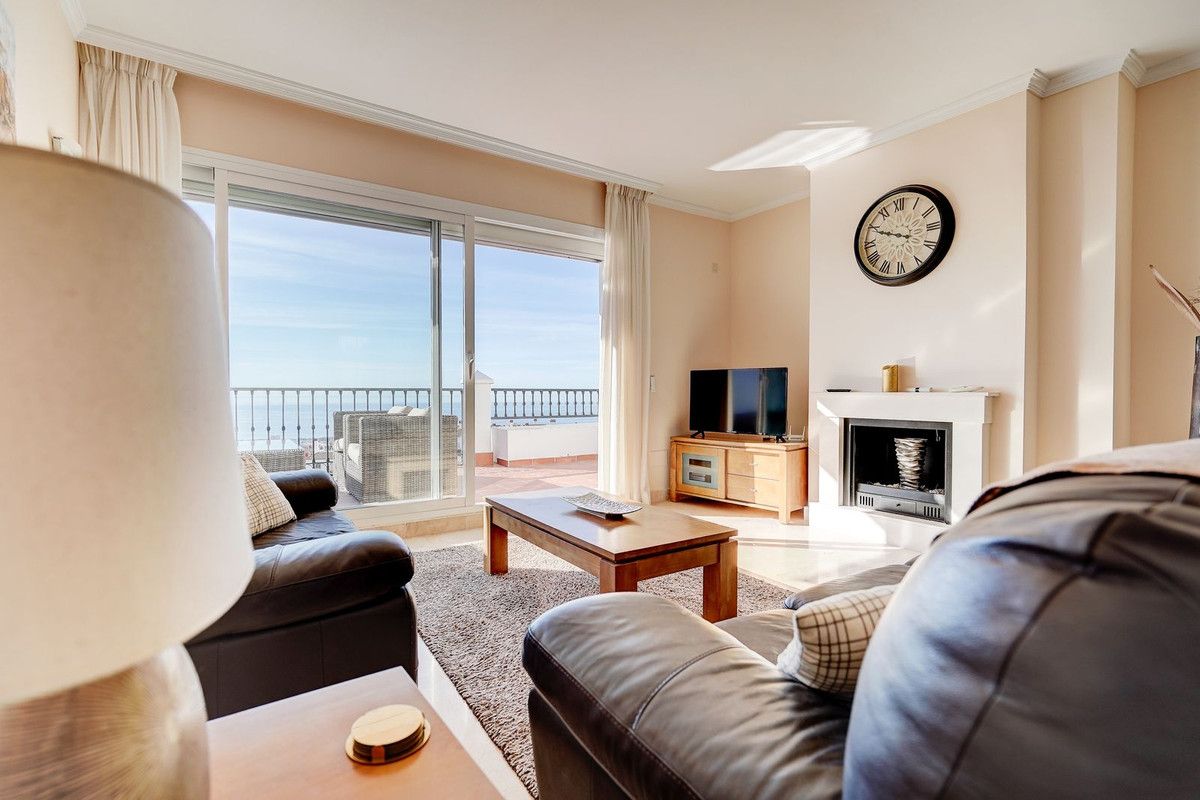 Penthouse in Calahonda, Calahonda, 3/12