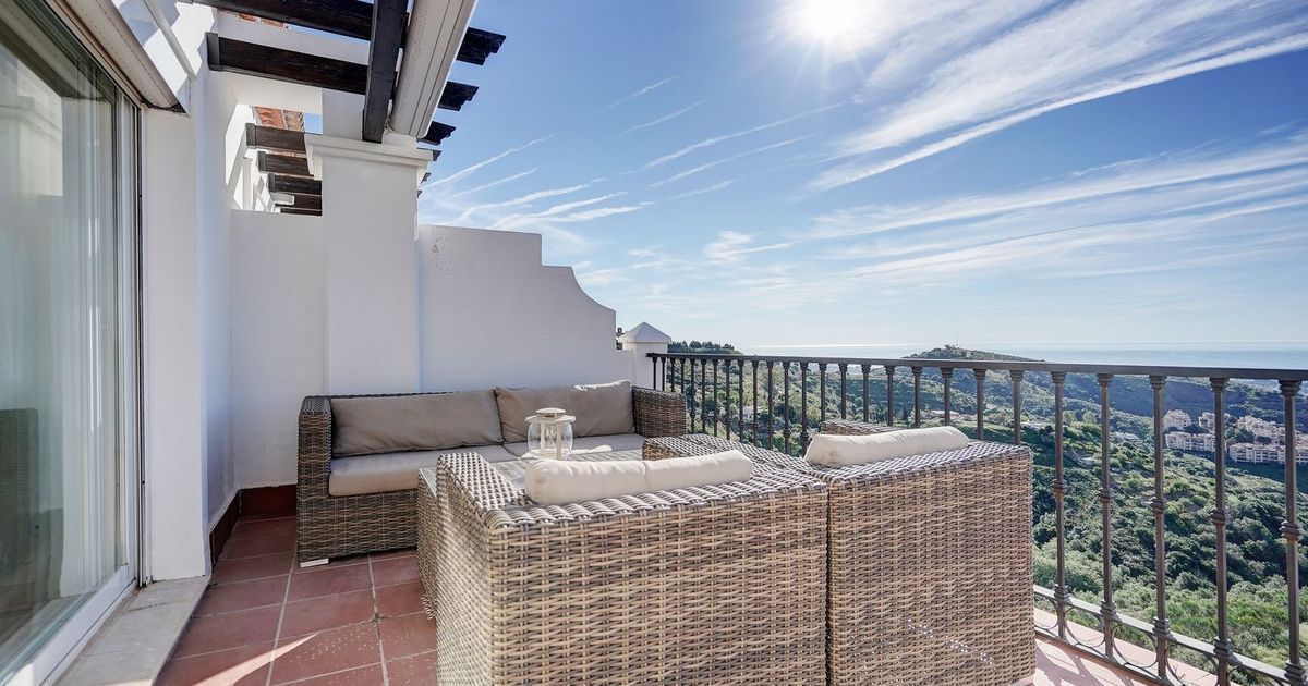 Penthouse in Calahonda, Calahonda, 7/12