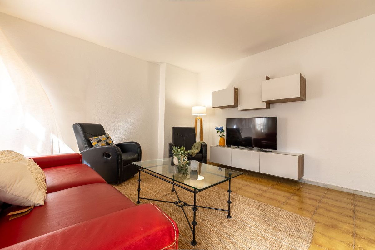 Townhouse in Los Pacos, Los Pacos, 6/12