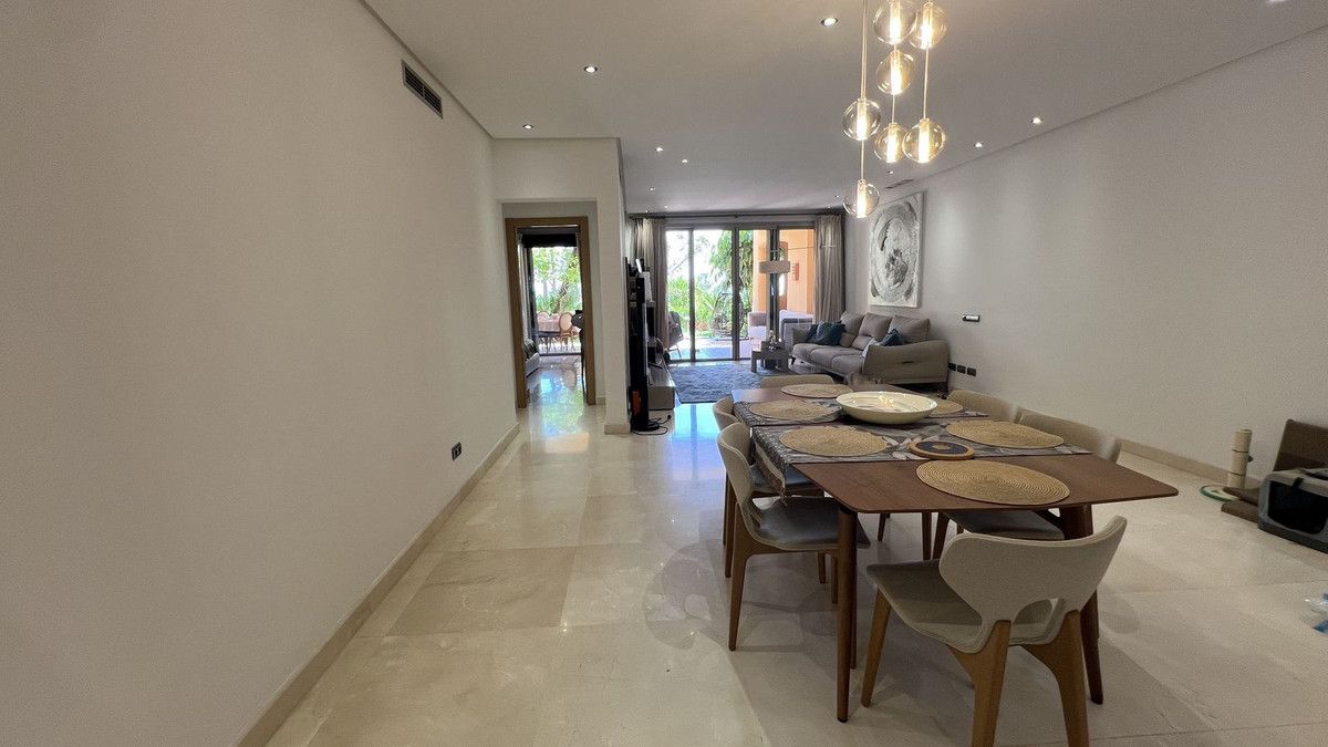 Ground Floor Apartment in The Golden Mile, The Golden Mile, 8/12
