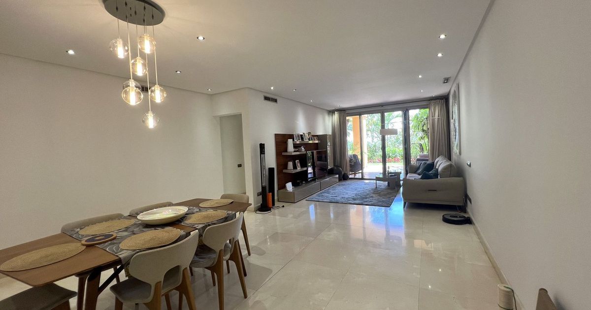 Ground Floor Apartment in The Golden Mile, The Golden Mile, 9/12