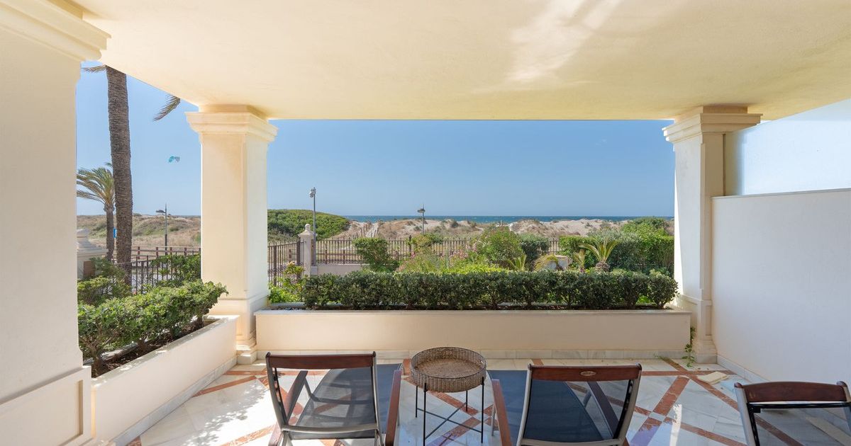 Apartamento en Planta Baja en Los Monteros, Los Monteros, 1/12
