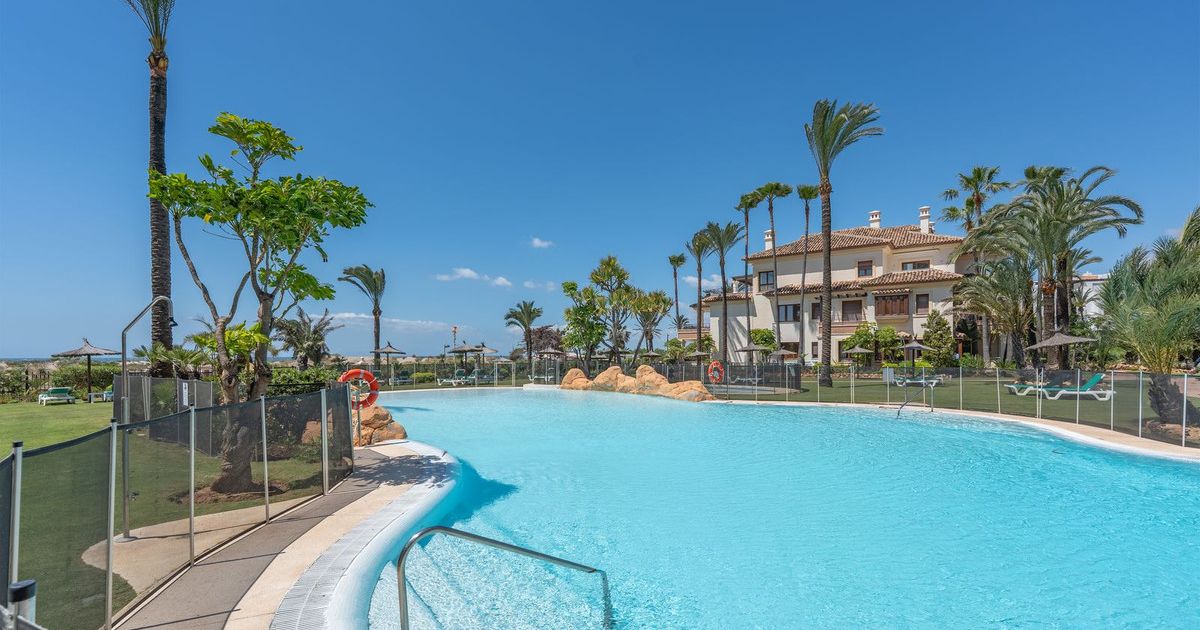 Apartamento en Planta Baja en Los Monteros, Los Monteros, 2/12