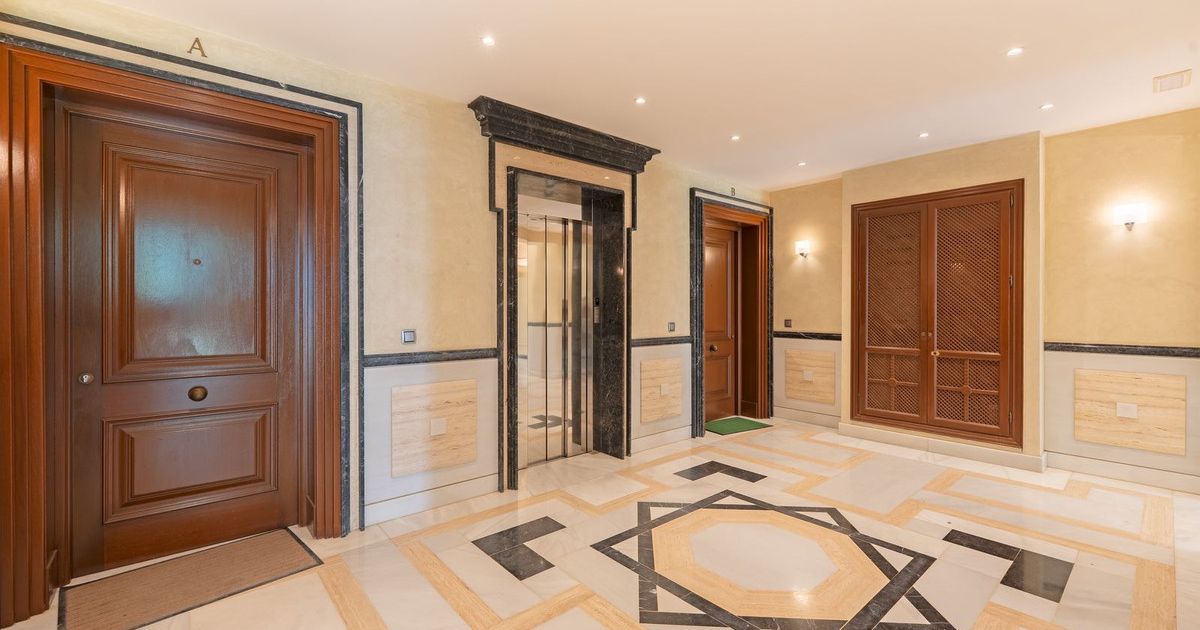 Apartamento en Planta Baja en Los Monteros, Los Monteros, 12/12