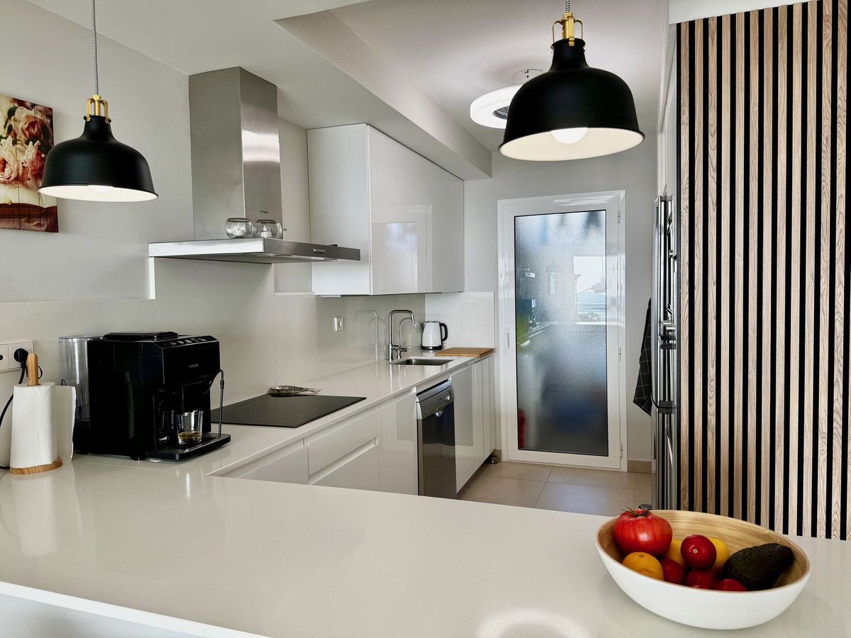 Middle Floor Apartment in Torreblanca, Torreblanca, 6/12