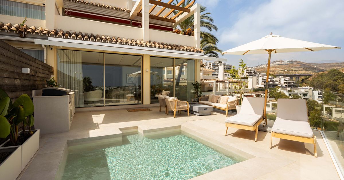 Middle Floor Apartment in Nueva Andalucía, Nueva Andalucía, 3/12